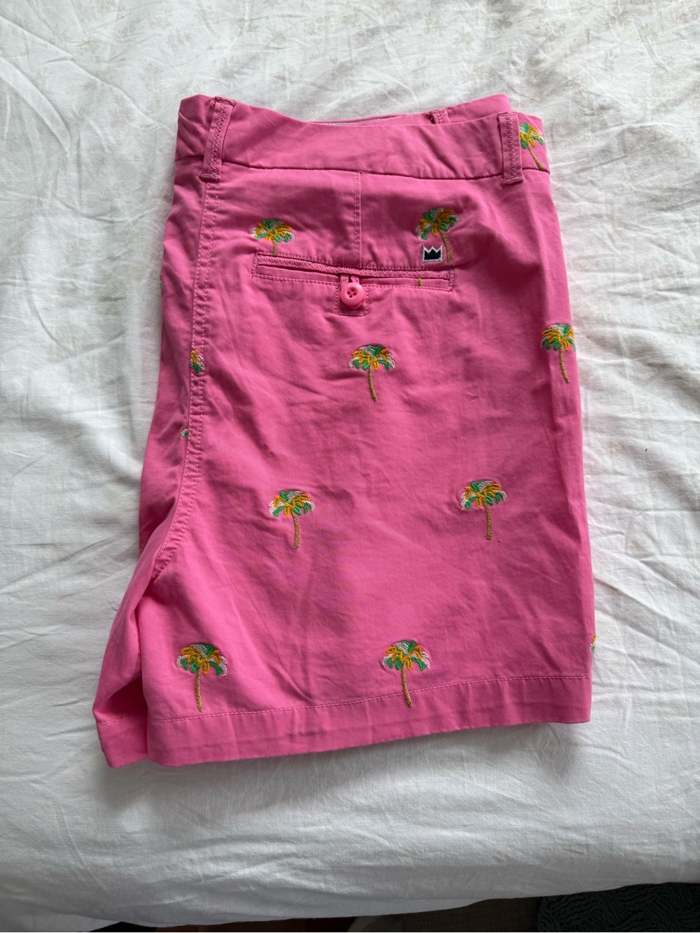 crown & ivy Bright Pink Palm Tree Shorts
